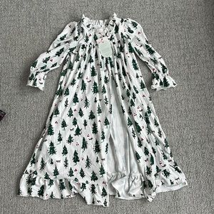 Sweet Honey Christmas robe Size 3T